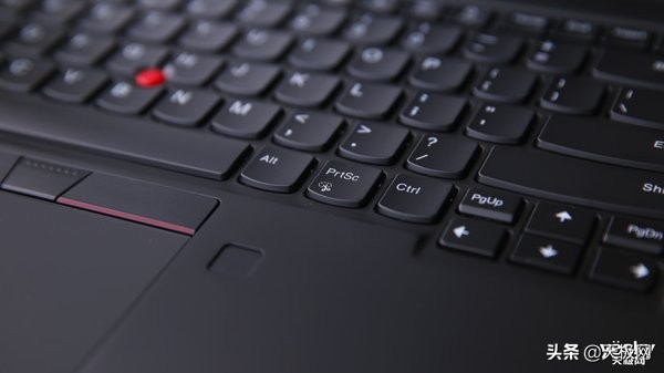 thinkpadx1carbon2019拆机,thinkpadx1carbon2021款发布会