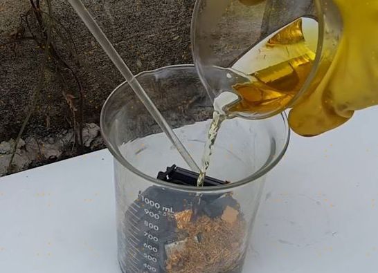 多少金矿石能提炼出一克黄金,一吨金矿能提炼出多少克黄金