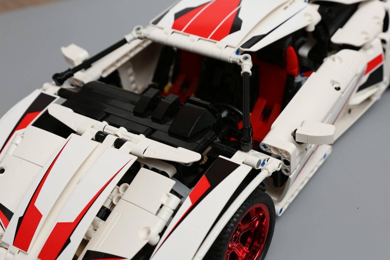 乐高新手拼搭700多颗粒的积木,乐高大块积木拼搭