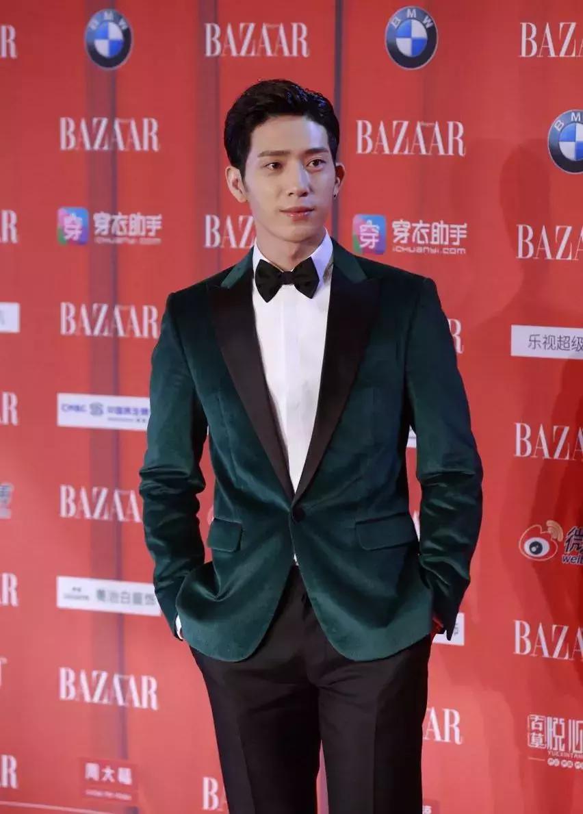 男士穿搭30岁轻熟风穿搭推荐,夏季偏瘦男士的穿搭指南