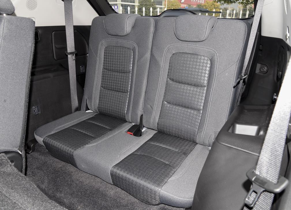 国产最省油7座suv推荐前十名,家用7座suv哪款车最实用