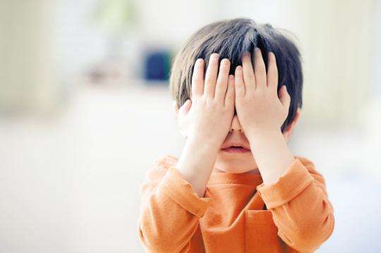 9岁男童早熟遗精，医生检查后直摇头：孩子10岁前这个食物不能碰