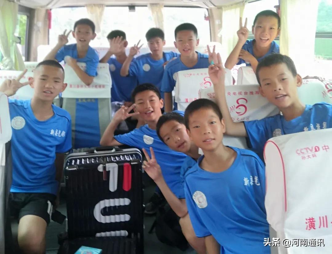 2022年新县校长杯足球赛,新县光彩足球队