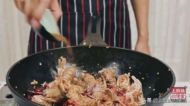 吃小龙虾这样吃才过瘾,没有什么比吃小龙虾更加美味