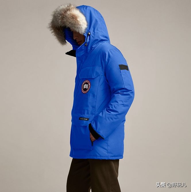 平价冲锋衣羽绒服推荐,冲锋衣羽绒服穿搭推荐
