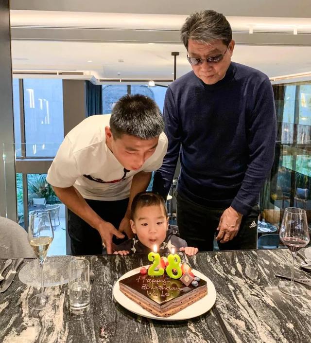 不放弃充满希望的句子,不放弃希望才能成长完整视频