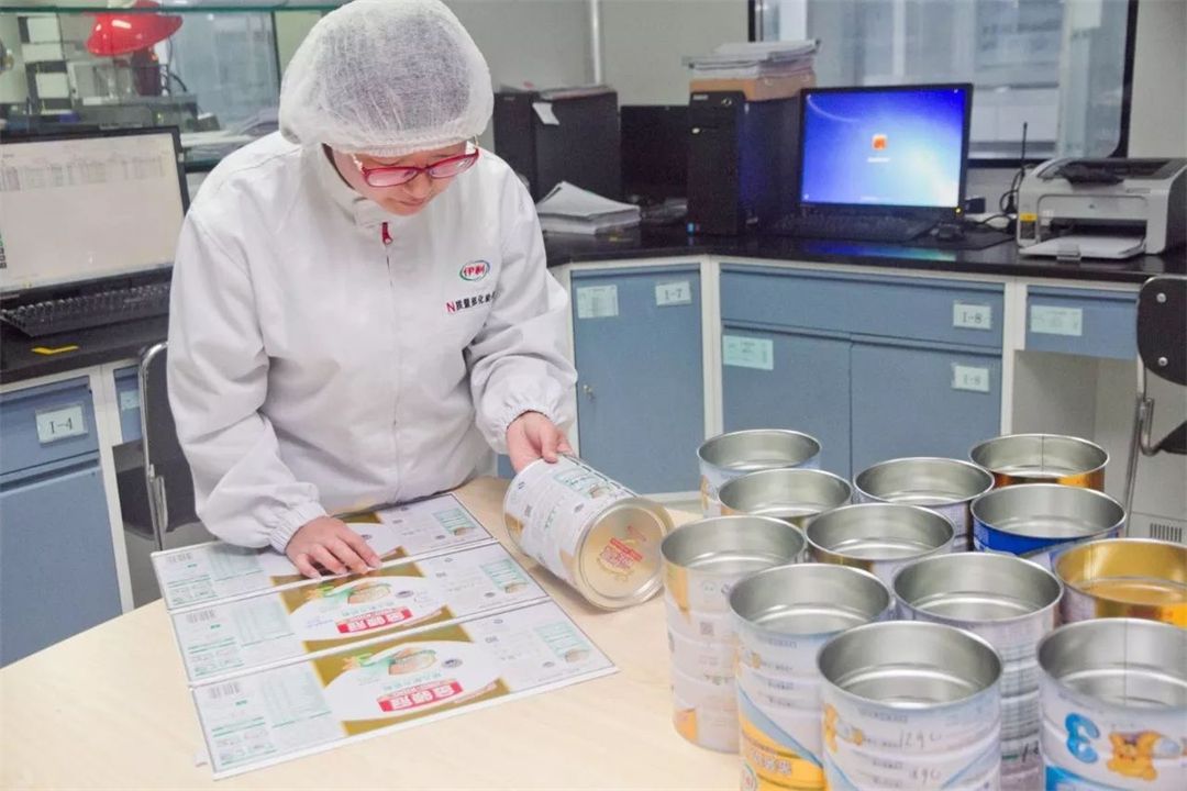 飞鹤价格低的奶粉行不行,最近飞鹤奶粉降价怎么这么厉害