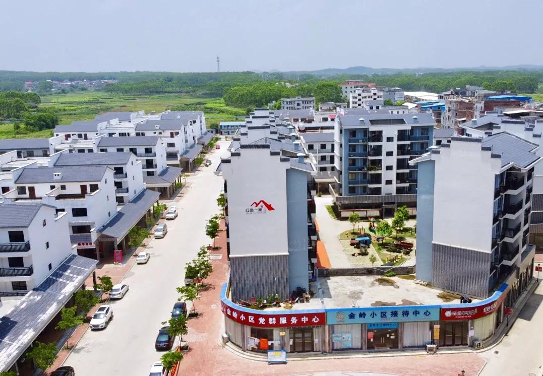 这个村子真美图片,村子里的风景真美