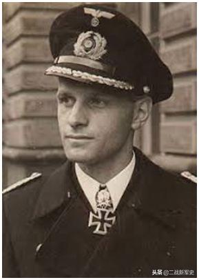 邋遢小伙变身帅气型男片段,邋遢大叔重生后变成肌肉型男