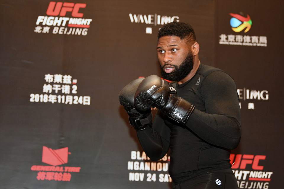 今日ufc比赛安排表,ufc平布雷特vs托普里亚发布会