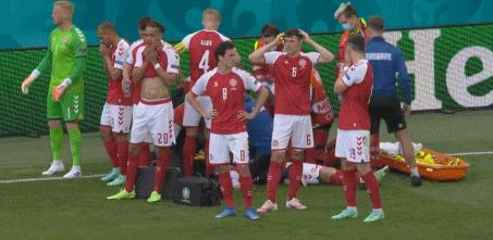 这又虐又暖的一幕，也许会让你喜欢上足球