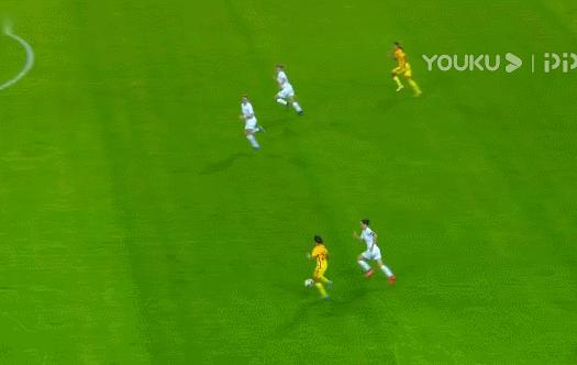 女足夺得亚洲杯冠军后孙雯的反应,孙雯祝贺女足夺冠