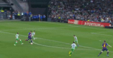 梅西挑传姆巴佩快速破门,梅西首秀爆冷输四十七球