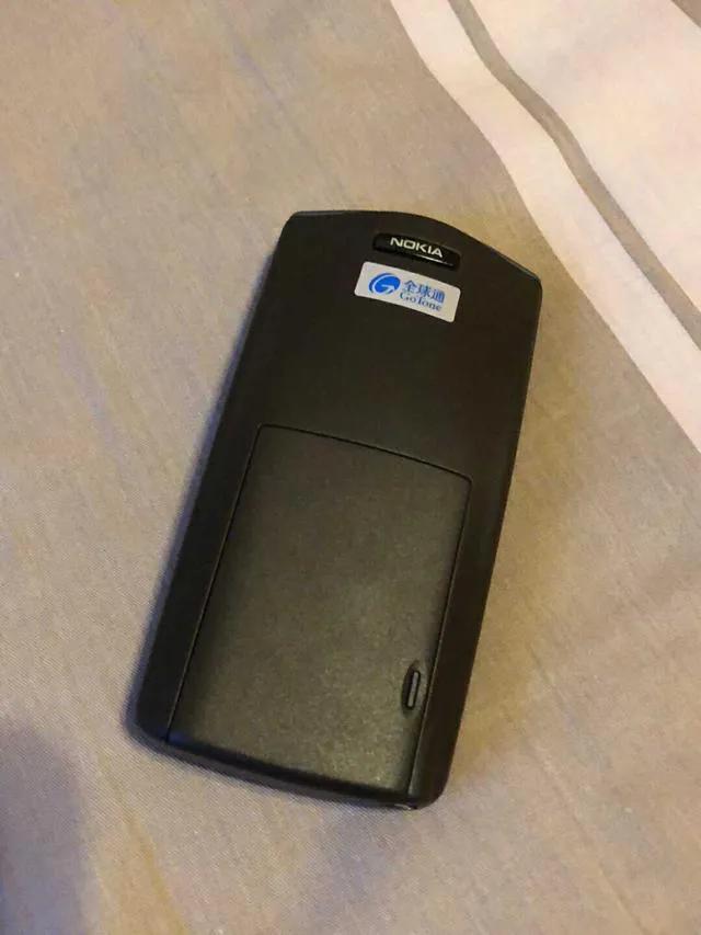 诺基亚7650复刻版,诺基亚手机怀旧经典7610