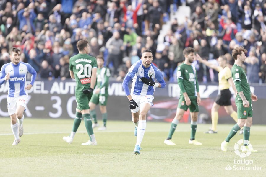 武磊对莱加内斯视频集锦,西班牙人莱加内斯武磊集锦