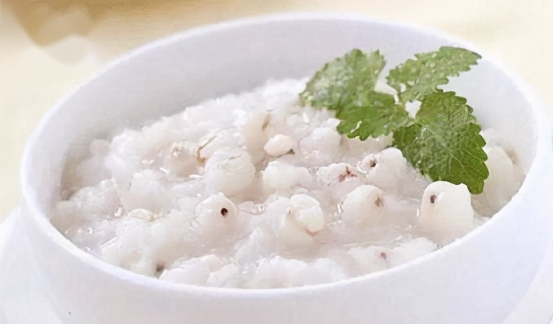 温补利尿健脾粥,寒冬养生粥食谱健脾粥