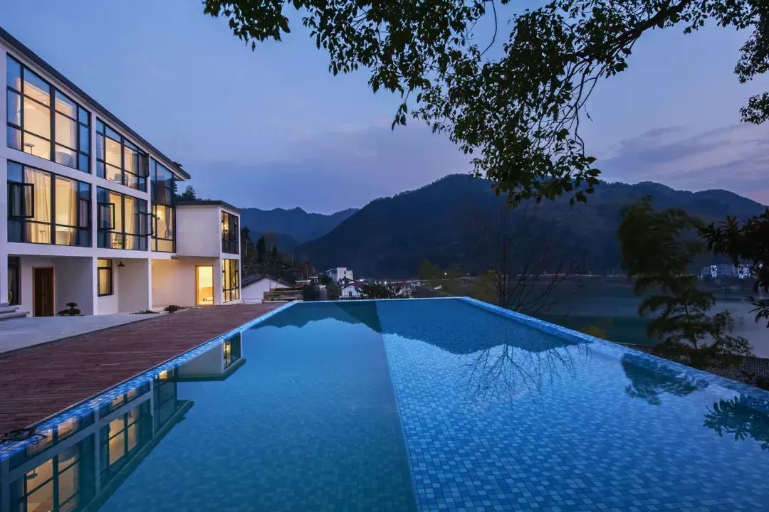 C位出道的千岛湖绝版亲水民宿！要把千岛湖最美的景装进房间……