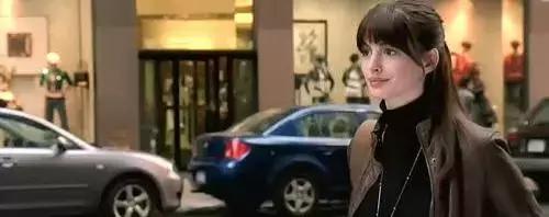 皮衣怎样穿才时髦呢,秋冬皮衣时髦穿搭