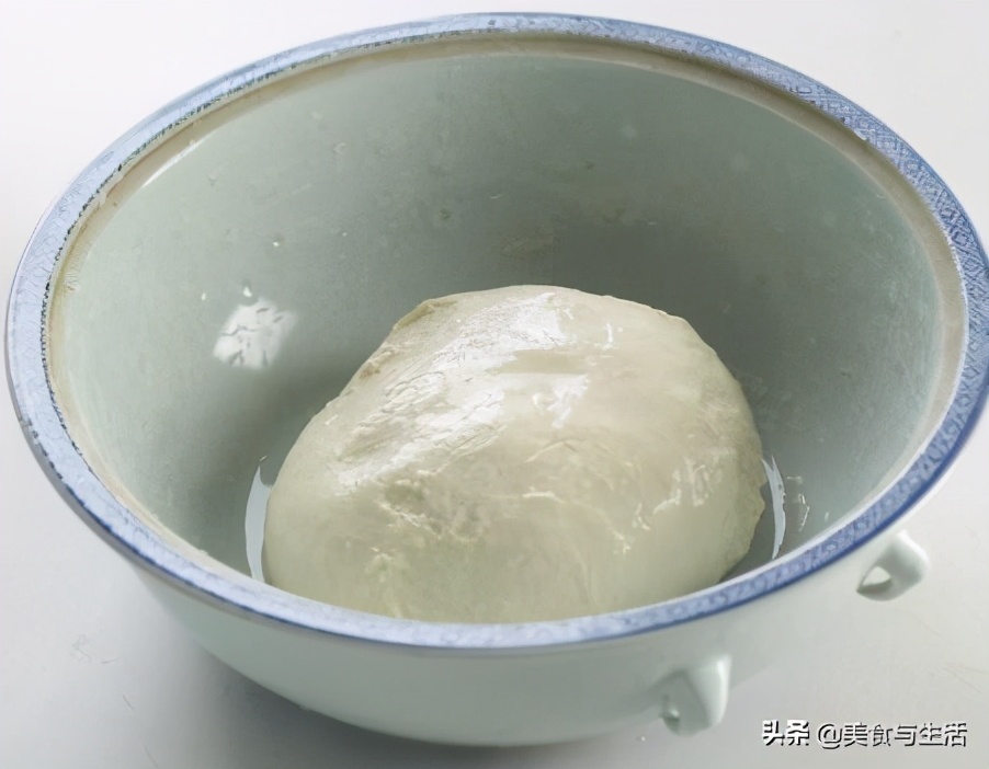 做春卷的手法全过程,怎样做皮薄酥脆的春卷