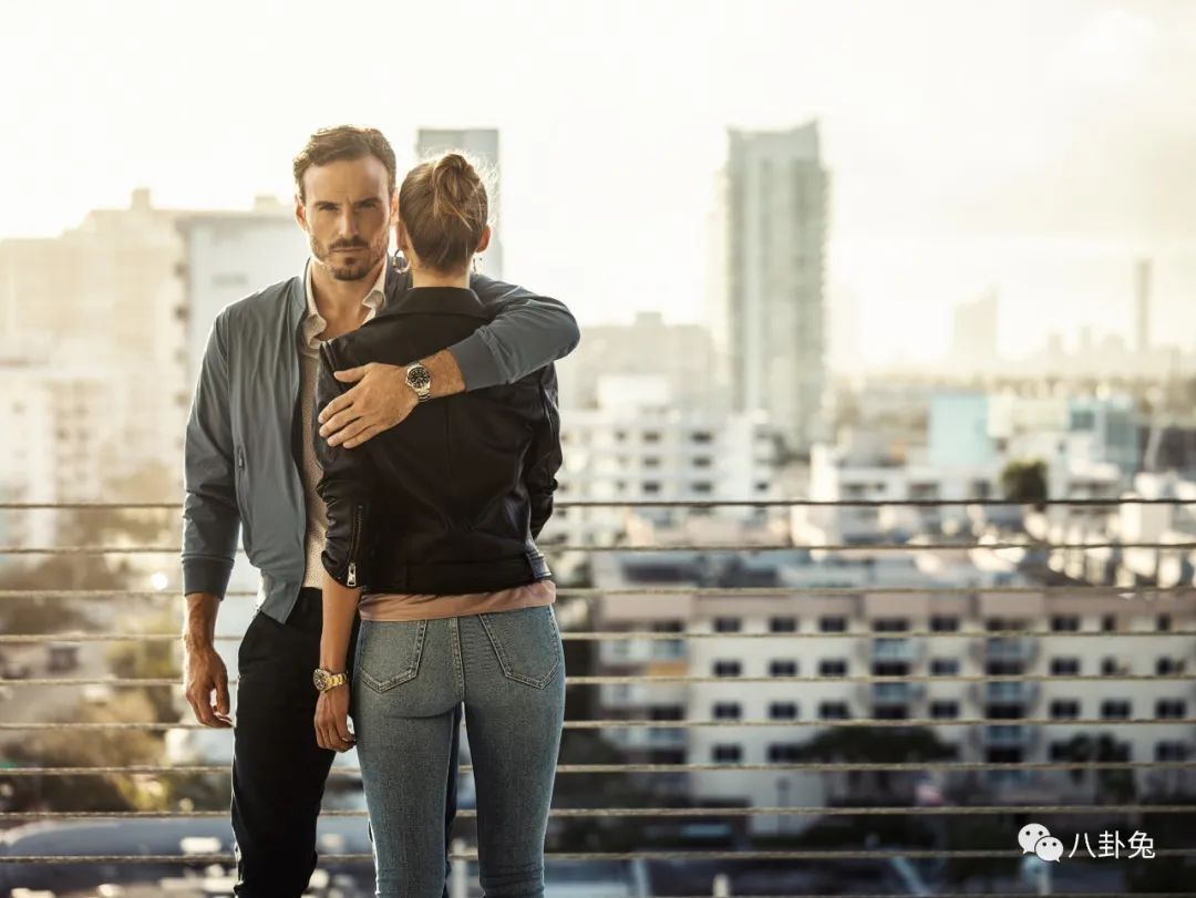 雪铁纳一万以上的表,5000左右的潜水表