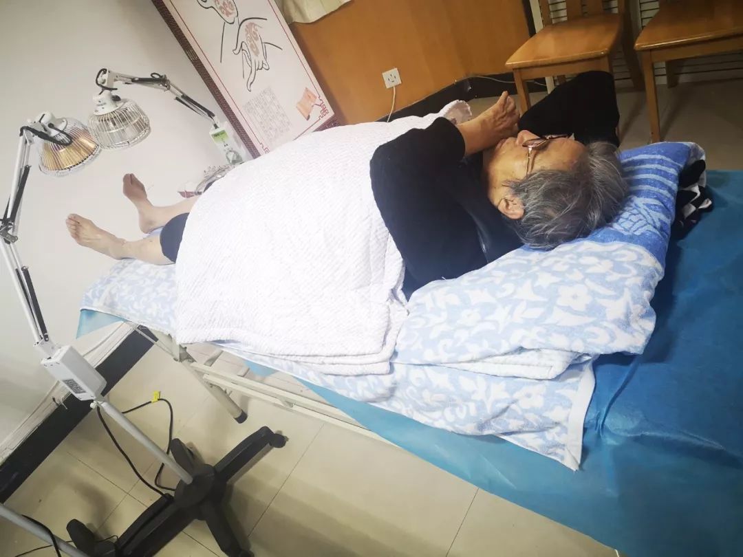 糖尿病下肢麻木中药治疗,糖尿病人下肢浮肿中医怎样治疗