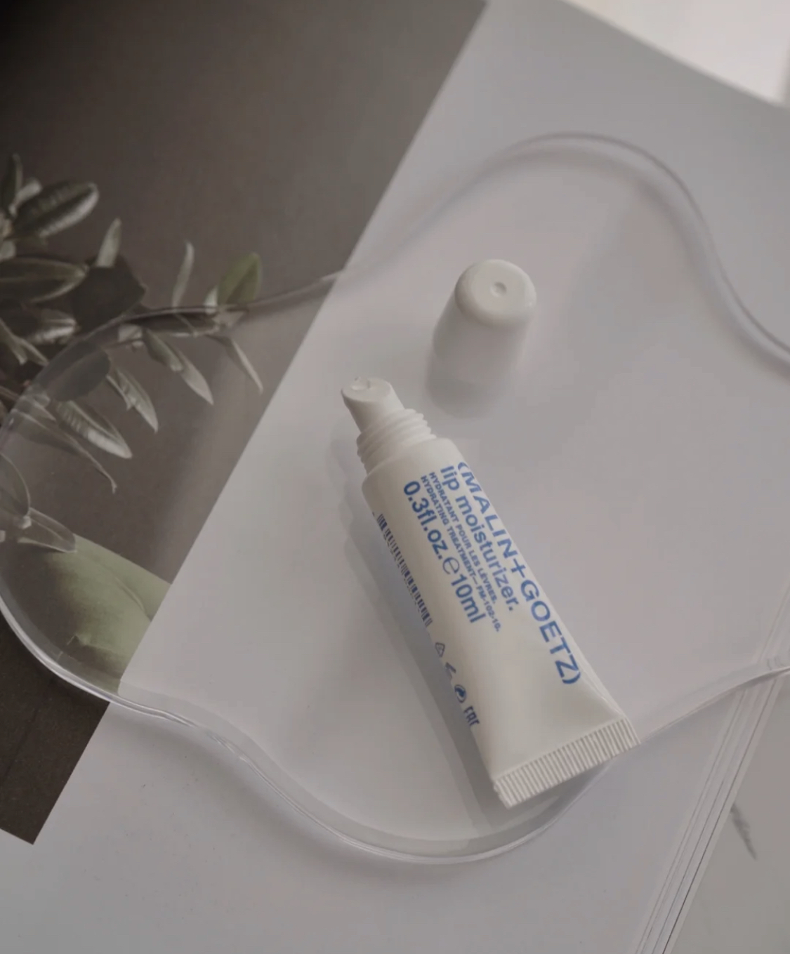 淡唇纹平价唇膏测评,淡唇色的润唇膏推荐