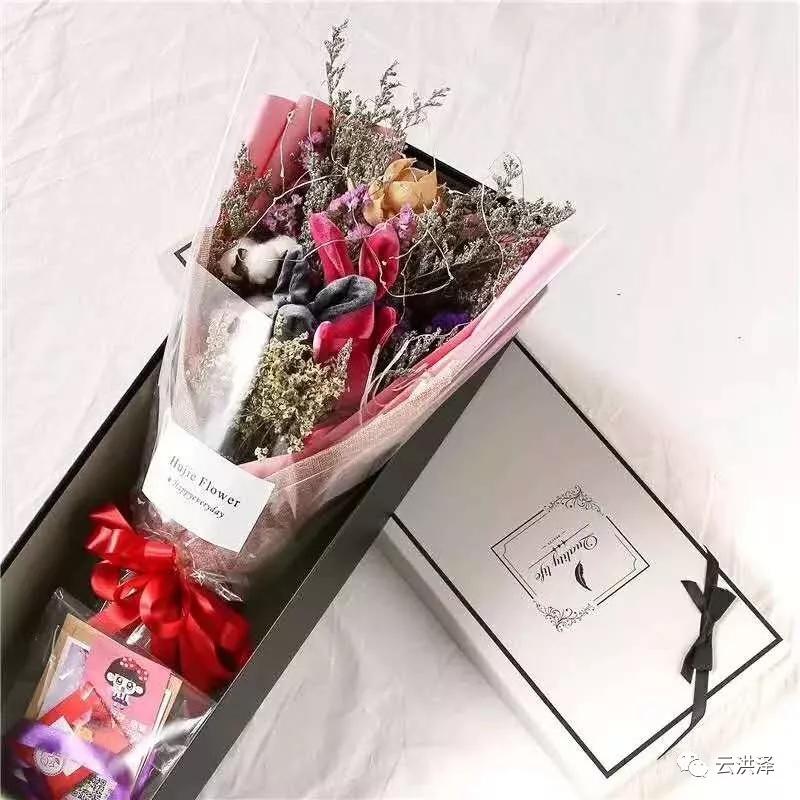 一间小小的花店，透出80后创业者的不凡思维--胡姐花艺