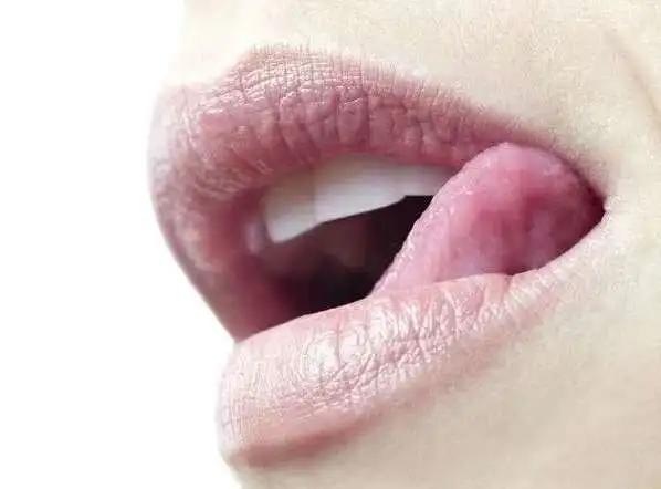 怎么能拥有好看的嘴唇,如何拥有好看的嘴唇