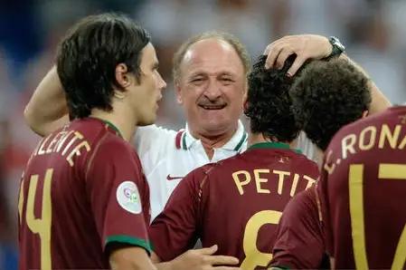 中国足球何时迎来自己的新纪元,风雨过后能不能见彩虹