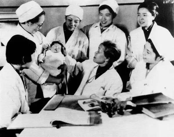 袁隆平接生的那个医生叫什么,袁隆平爷爷的接生医生