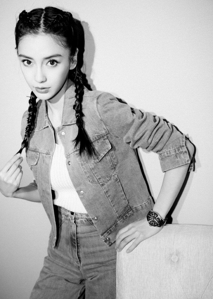 杨颖18岁广告代言照,杨颖胶原蛋白