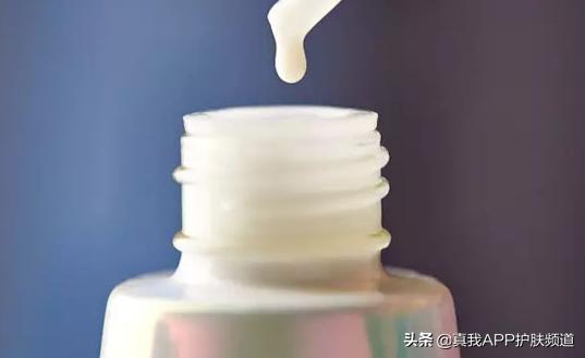 美白的sk2小灯泡,sk2小灯泡美白和淡斑哪个好用