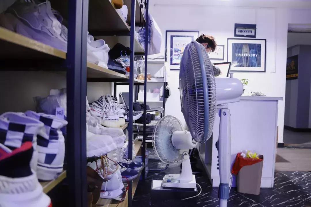 西安球鞋修复哪家店靠谱,球鞋洗护店铺推荐西安