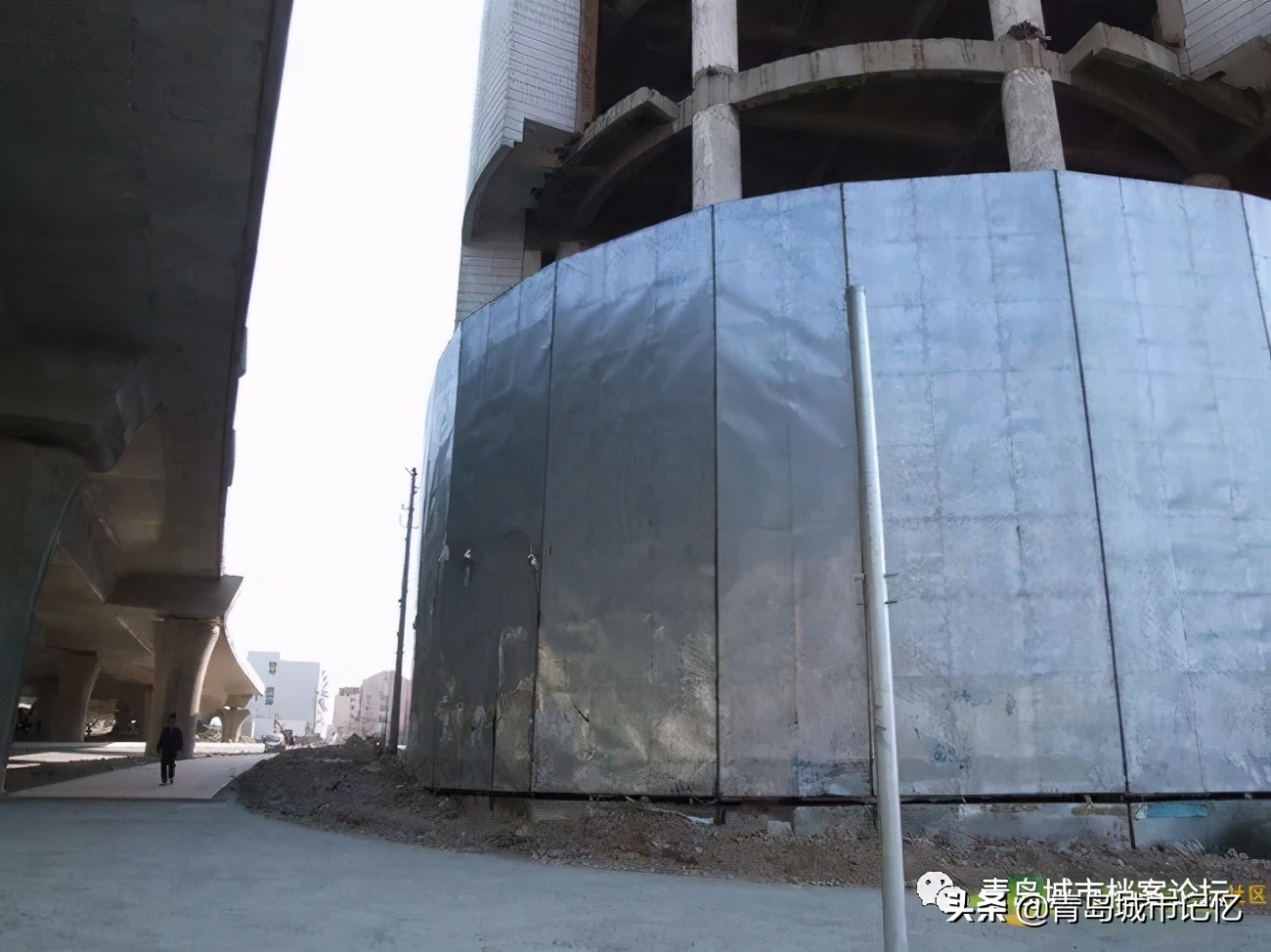 青岛为什么这么多烂尾楼,青岛最有名的烂尾楼