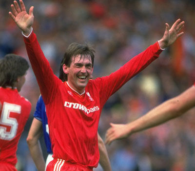 利物浦夺得英超冠军曼联感受,曼联利物浦英超冠军对比