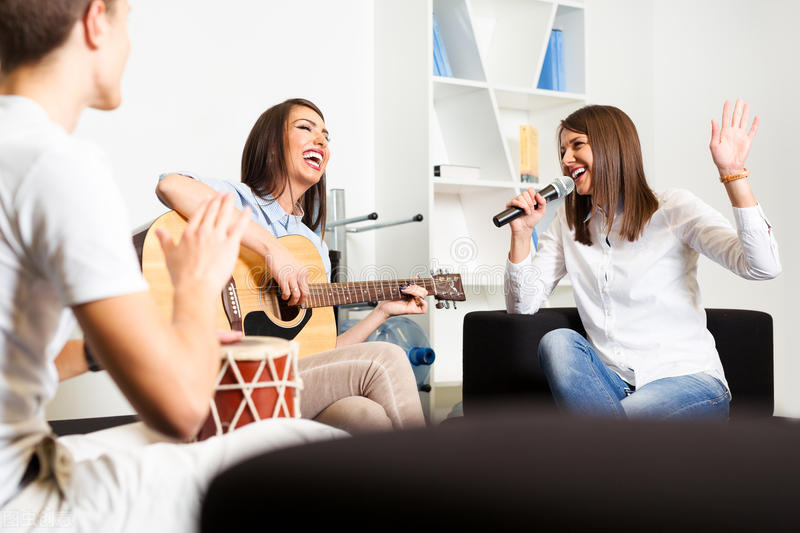 大白嗓怎么唱教学,如何使用大白嗓唱歌技巧