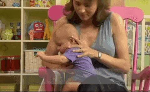 宝宝打嗝不停不要慌，目前官方认准最有效的方法学起来