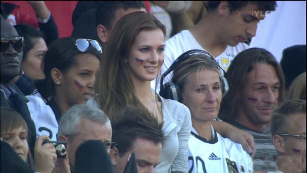 中超鲁能外援女友,鲁能意大利球星老婆