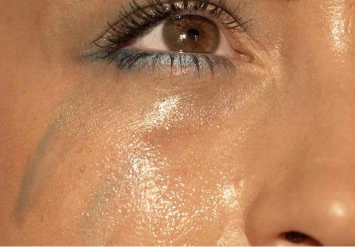 为什么底妆暗沉很显脏,底妆氧化暗沉斑驳怎么解决