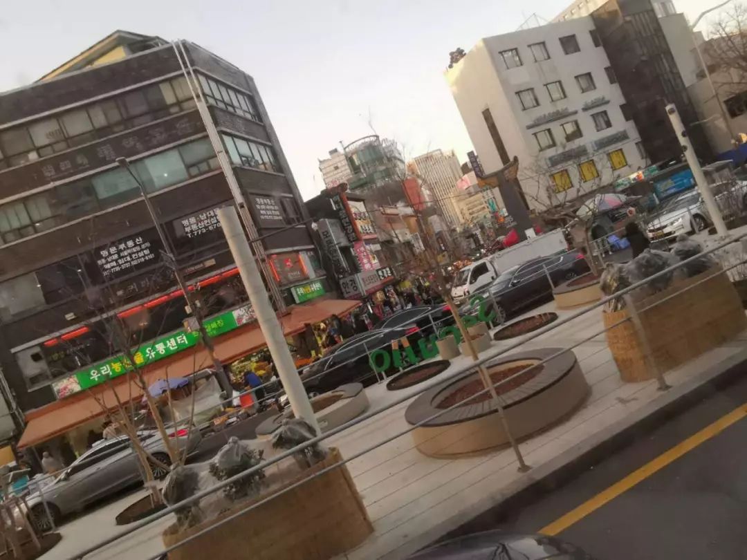 美妆开店怎么入门,从零开始做美妆品牌