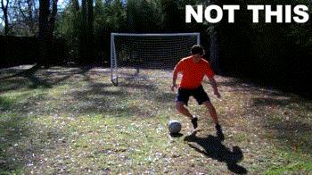 足球正脚左脚背射门教学,足球前锋技巧教学