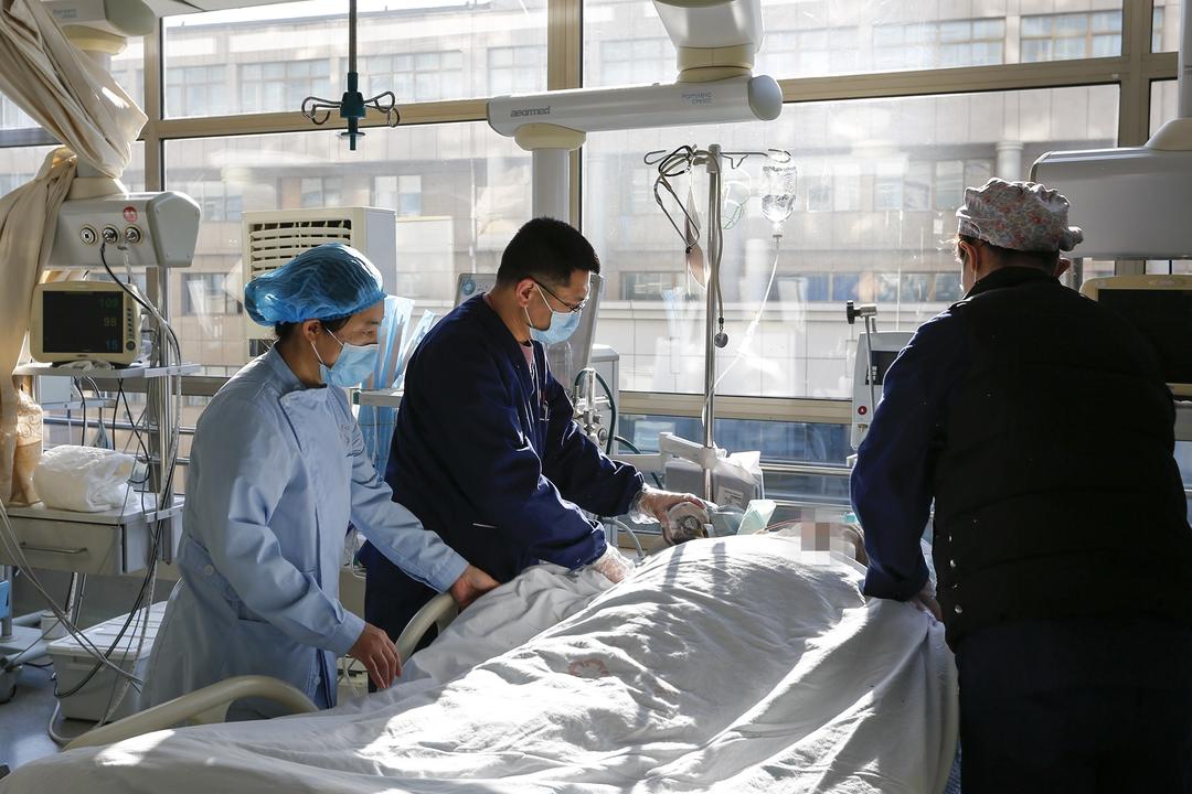 总有一个瞬间让你感动泪奔,盘点感动瞬间让人泪目