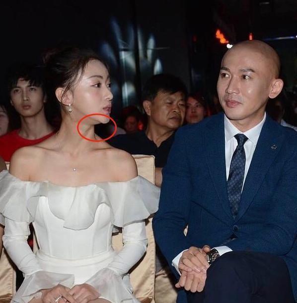 吴谨言的大学照片,吴谨言脸型整容过没