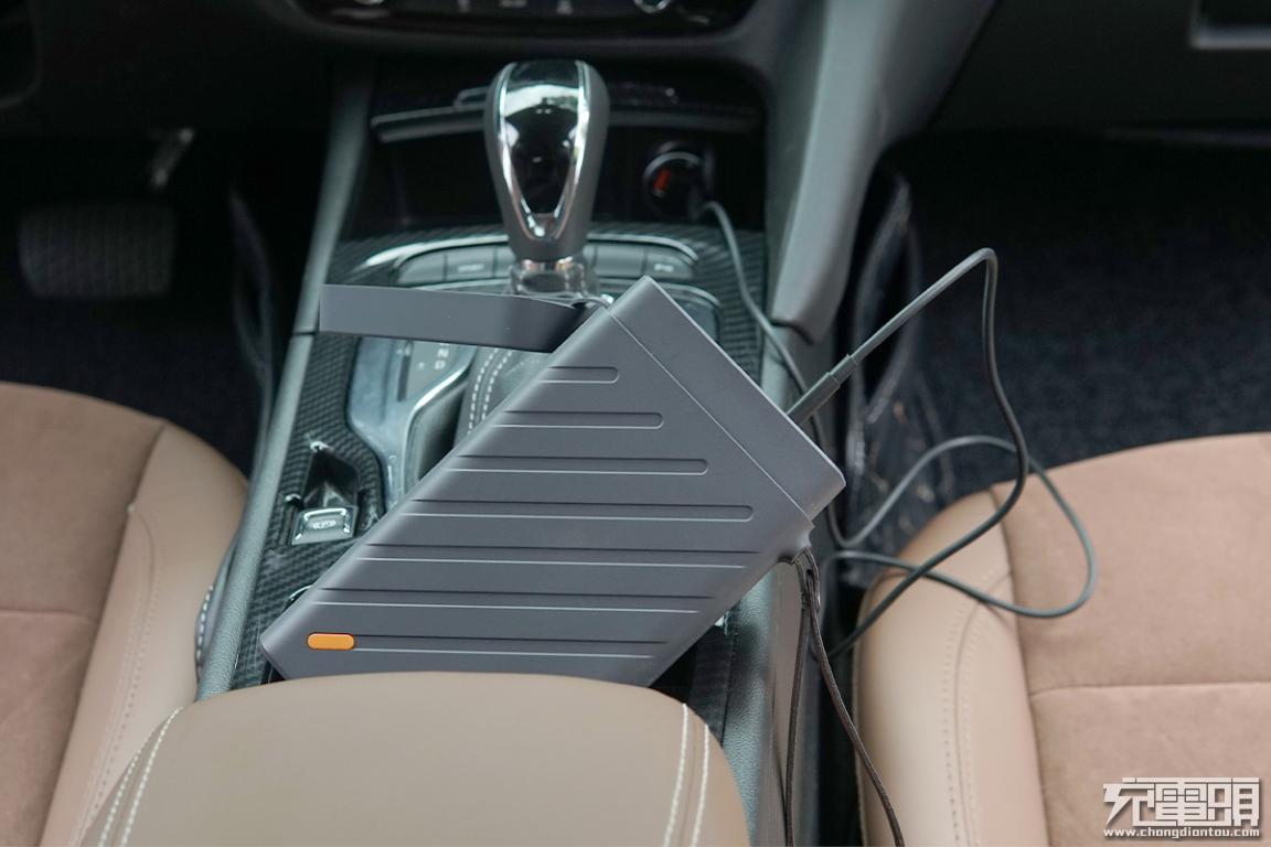 倍思汽车应急启动电源12v车载电瓶,倍思汽车应急电源10000毫安