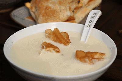 油条有明矾吃多了会怎么样,油条中的明矾铝含量不能超过多少