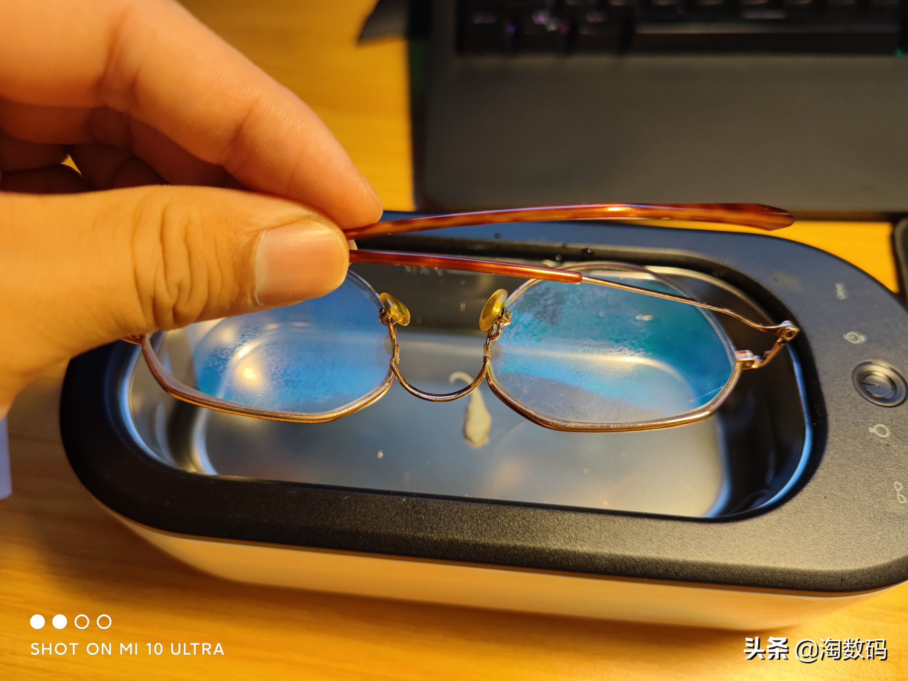 十几块的超声波清洗机智商税,超声波眼镜清洗机是智商税么