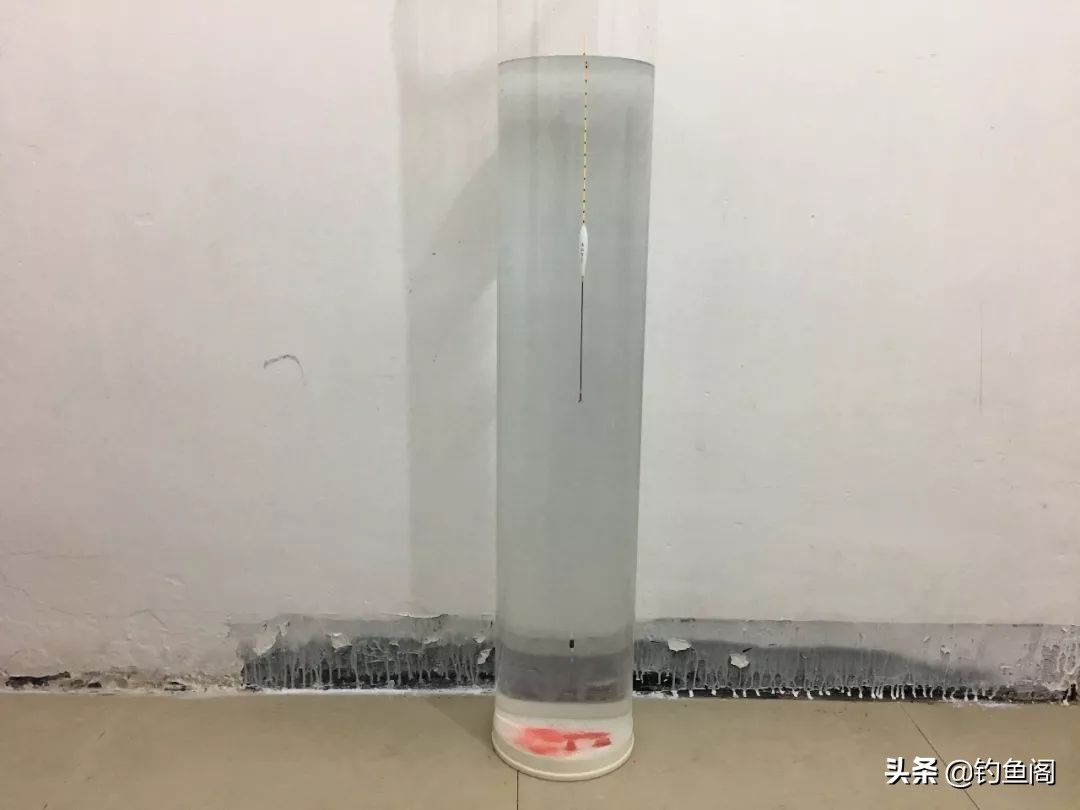 钓鲫鱼调五钓二好还是调四钓二好,带钩调漂的正确方法调四钓二图解