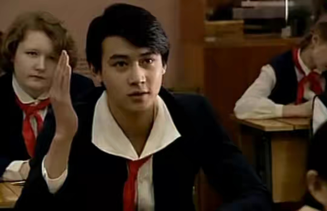 王雷朱亚文罗晋三个人身高,最帅男明星朱亚文