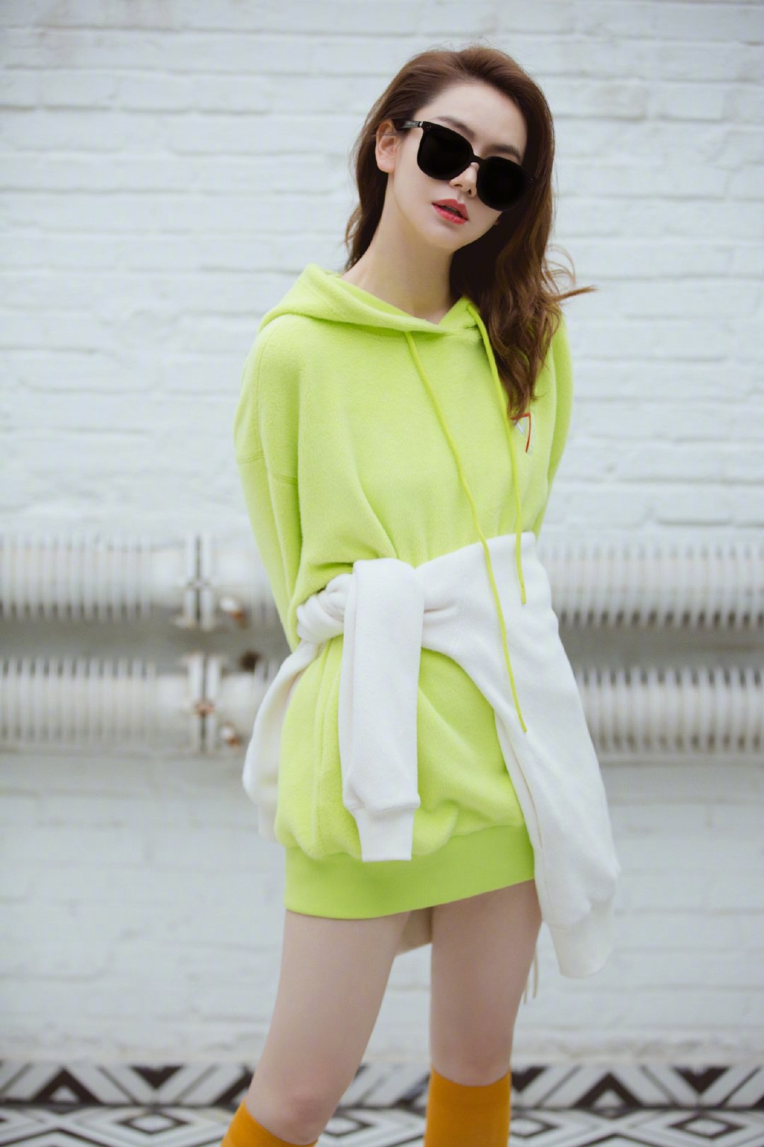 穿上百搭减龄神器卫衣阳光又活力,百搭实穿卫衣承包你春季时髦穿搭