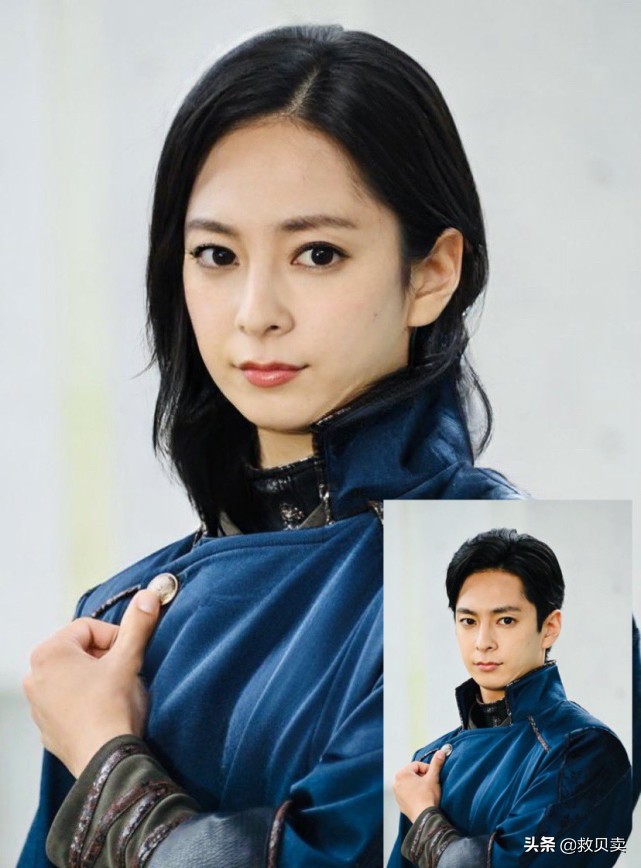 假面骑士圣刃超帅变身,假面骑士圣刃全剑士变身